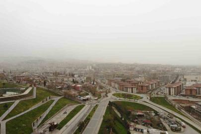 Kahramanmaraş’ta toz taşınımı etkili oldu