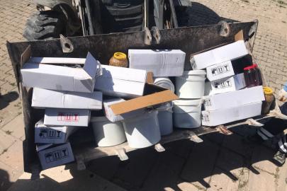 Kamyondaki 4 ton kaçak gıda ürünü imha edildi