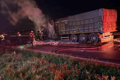 Karacabey’de tır yangını: Bursa yolu trafiğe kapandı