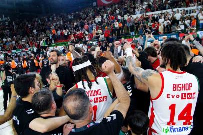 Karşıyaka Basketbol, ligde kalma mücadelesini sürdürüyor