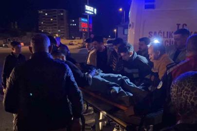 Kayseri’de SUV araç ile otomobil çarpıştı: 3’ü ağır 4 yaralı