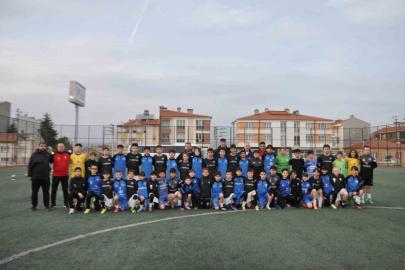 Kazanan dostluk oldu