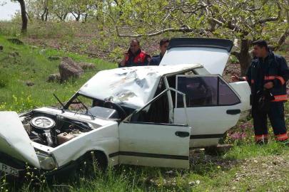 Kilis’te kontrolden çıkan Tofaş fıstık tarlasına girdi: 4 yaralı