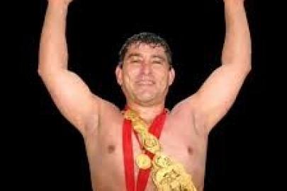 Kırkpınar eski Başpehlivanı İbrahim Gümüş vefat etti