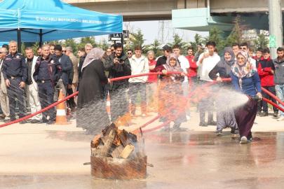 Kırsalda yangına ilk müdahale kadınlardan