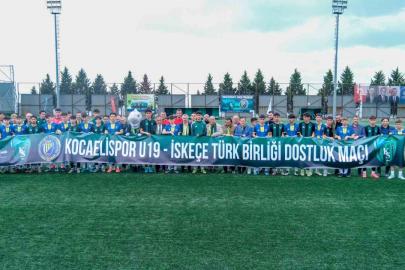 Kocaelispor U19 ile İskeçe Türk Birliği dostluk maçında karşılaştı