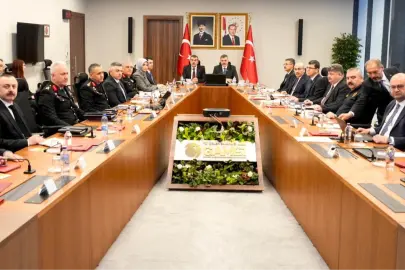 Kritik zirve tamamlandı... Okul güvenliğine çok yönlü eylem planı