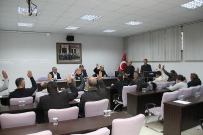 Kula Belediye Meclisi’nde 2025 faaliyet raporu reddedildi