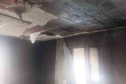 Kumlu’da ev yangını