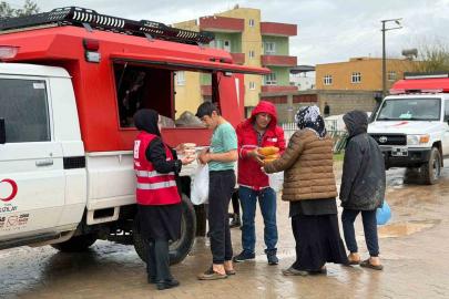 Kurtalan’da sel mağdurlarına destek