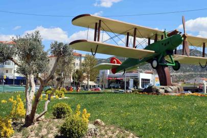 Kurtuluş savaşının sessiz efsanesi ‘İsmet Tayyaresi’ Muğla’da birebir sergileniyor