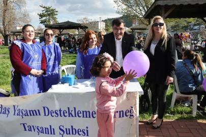 Kütahya’da Romanlar Günü coşkusu Kent Park’ta yaşandı