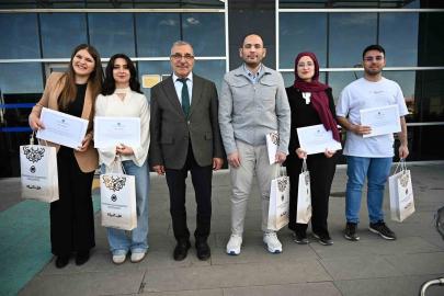 Kütüphane Haftası’nda kitap tutkunları ödüllendirildi