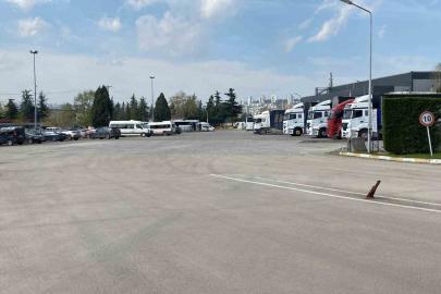 Lastik fabrikasında makineye sıkışan işçi hayatını kaybetti