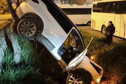 Lüleburgaz’da otomobil AVM otoparkına araç uçtu