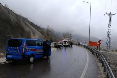 Malatya’da kontrolden çıkan araç devrildi: 5 yaralı