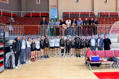 Manisa’nın potadaki tek kadın takımı yarı finalde