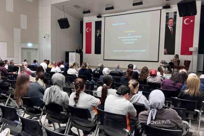 Mersin Şehir Hastanesinde sağlık okuryazarlığı paneli düzenlendi
