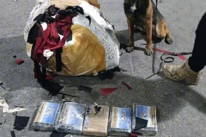 Mersin’de bir işyerinde 5 kilo 872 gram kokain ele geçirildi