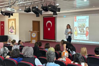 Muğla’da "Maarif Modeli Aile Konferansları" devam ediyor