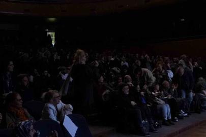 Ödüllü oyun Bursa’daki festivalde sahnelendi