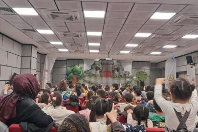 Okul öncesi öğrencileri ‘Akıllı Tavşan Momo’ müzikaline katıldı