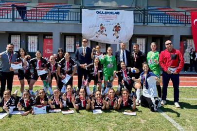 Okul Sporları Futbol Gençler Yarı Final Müsabakaları tamamlandı