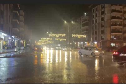 Osmaniye’de şiddetli yağmur ulaşımı vurdu