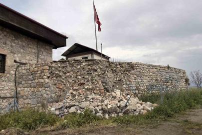 Roma İmparatoru Sezar’ın "Geldim, gördüm, yendim" dediği kale surlarında çökme yaşandı