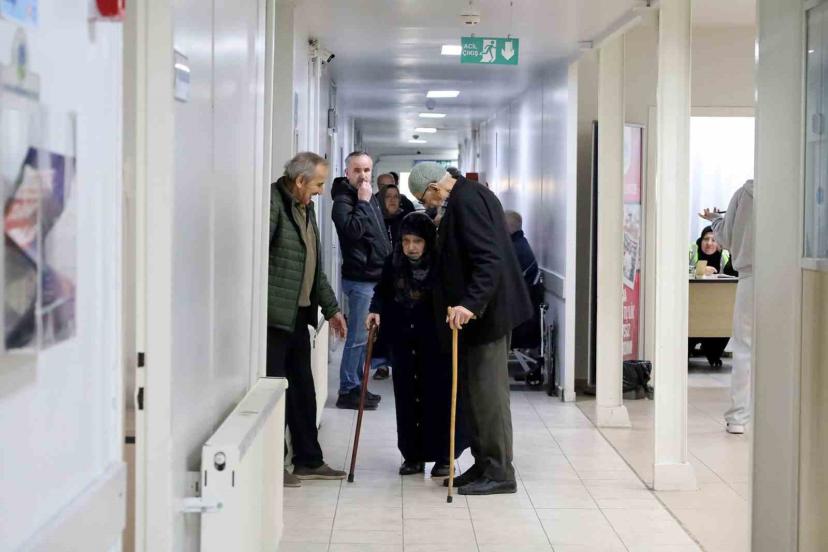 Sakarya’da 30 yıllık evli çiftlere ücretsiz sağlık taraması hizmeti