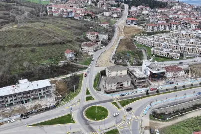 Sakarya’da yol yapım çalışmaları sürüyor