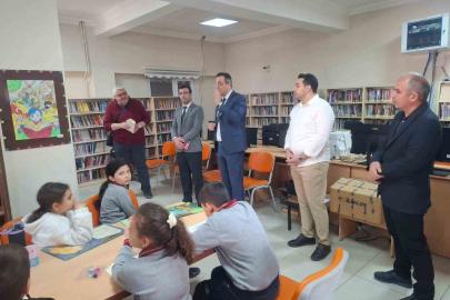 Sarıgöl’de Kütüphane Haftası’nda öğrencilerle kitap okudular