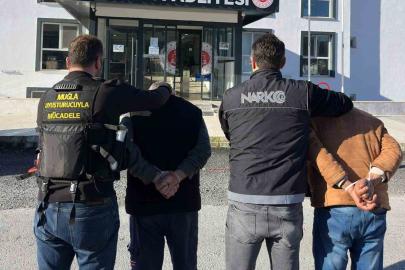 Şehirlerarası otobüs terminalinde uyuşturucu operasyonu