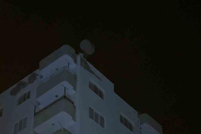 Şiddetli fırtına Osmaniye’yi vurdu: Güneş enerjileri yerinden söktü