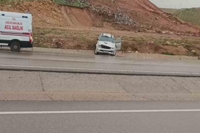 Siirt’te araç takla attı: 2 yaralı