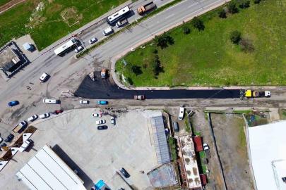Siirt’te dev asfalt hamlesi: 26 bölgede 25 kilometrelik yol yenilenecek, 50 bin ton asfalt serilecek
