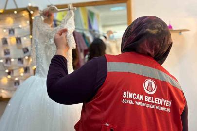Sincan Belediyesi’nden ihtiyaç sahibi çiftlere gelinlik desteği