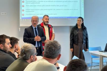 Sinop’ta ambulans sürücülerine güvenli sürüş eğitimi
