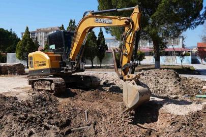 Susurluk’ta Atatürk Parkı yenileniyor