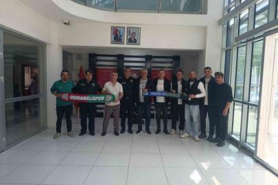 Tarihi derbi öncesi birlik, beraberlik ve güvenlik adına iki camia bir araya geldi