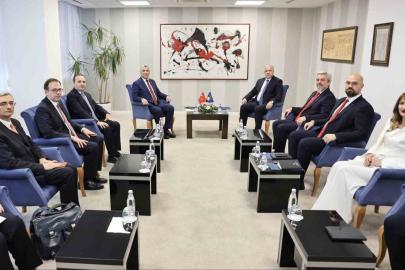 Ticaret Bakanı Bolat, Kosova Başbakanı Kurti ile bir araya geldi