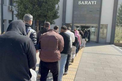 Tokat merkezli 2,4 milyarlık yasa dışı bahis operasyonunda 26 zanlı tutuklandı