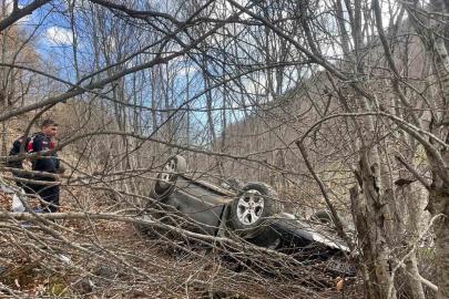 Tokat’ta otomobil şarampole uçtu: 2 yaralı