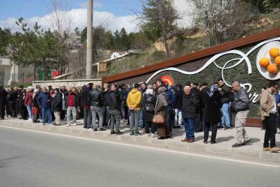 Trafik kazasında ölen 16 yaşındaki Yağmur’un acılı ailesinden bilirkişi raporuna tepki