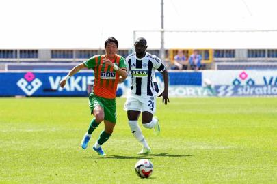 Trendyol Süper Lig: Kasımpaşa: 0 - Corendon Alanyaspor: 0 (İlk yarı)