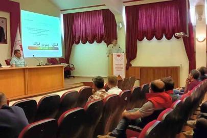 Veteriner hekimlere yönelik şap hastalığıyla mücadele toplantısı yapıldı
