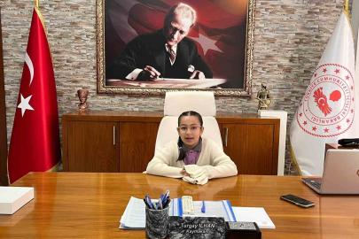 Yatağan Kaymakamı İlhan, koltuğu minik öğrenciye emanet etti