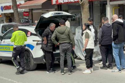 Yaya geçidinde aracın çarptığı öğrenci hastanelik oldu