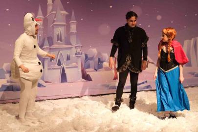 Yıldırımlı çocukların tiyatro keyfi