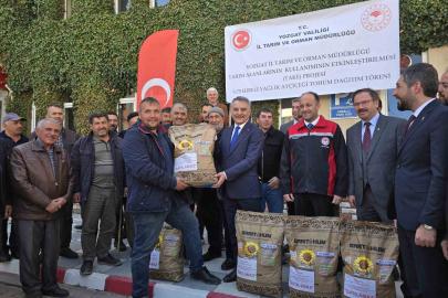 Yozgat’ta 676 paket yerli ve milli ayçiçeği tohumu dağıtıldı
